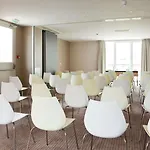 Hotel Ibis Styles Compiegne Jaux