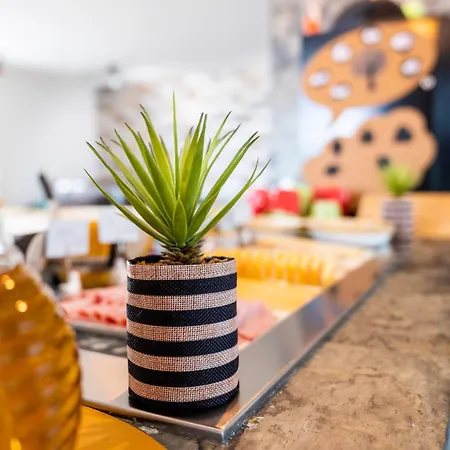 Ibis Styles Compiegne ジョー
