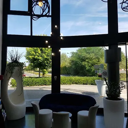 Hotel Ibis Styles Compiegne