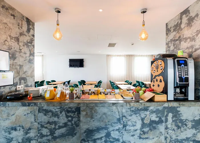 Ibis Styles Compiegne 3* Jaux