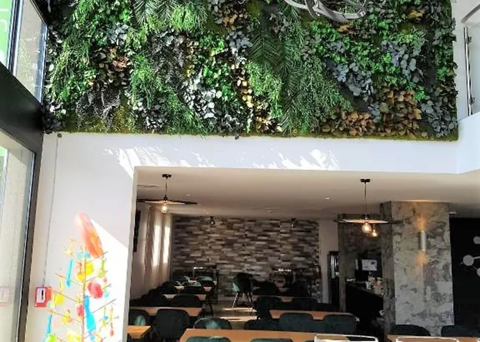 Ibis Styles Compiegne Hotel 3*