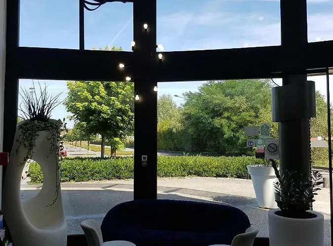 Hotel Ibis Styles Compiegne